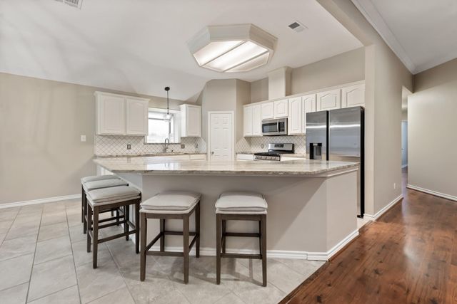 4603 Caddie, College Station, TX 77845