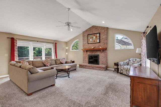 3322 Kingsburg Court, Erlanger, KY 41018