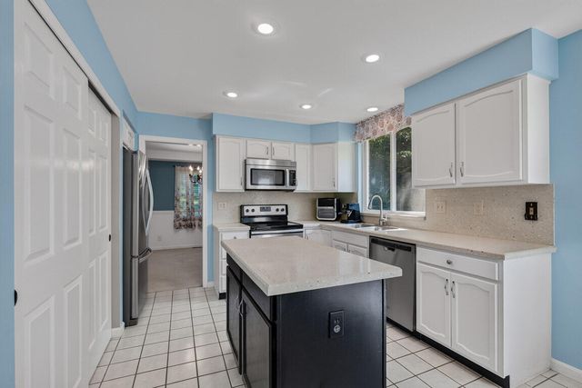 3322 Kingsburg Court, Erlanger, KY 41018
