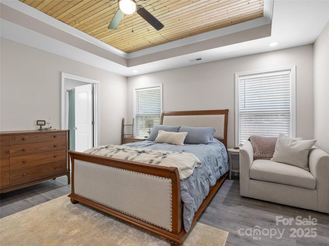 226 Oak Brook Lane 21, Gaffney, SC 29341