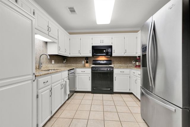 200 Pecan Street, Ector, TX 75439