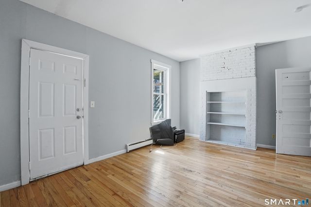 584 Kossuth Street, Bridgeport, CT 06608