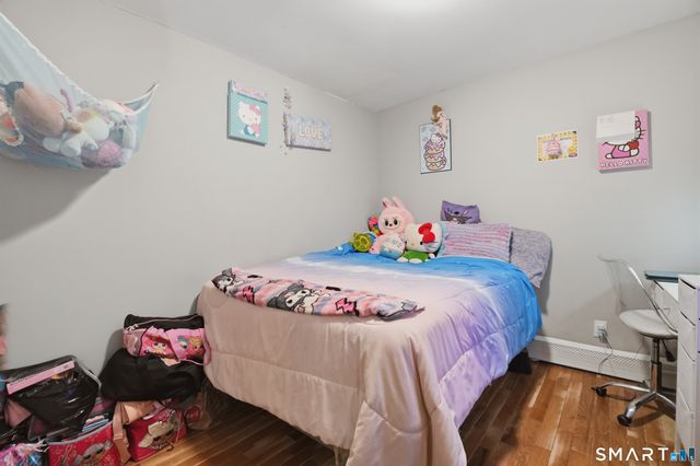 584 Kossuth Street, Bridgeport, CT 06608