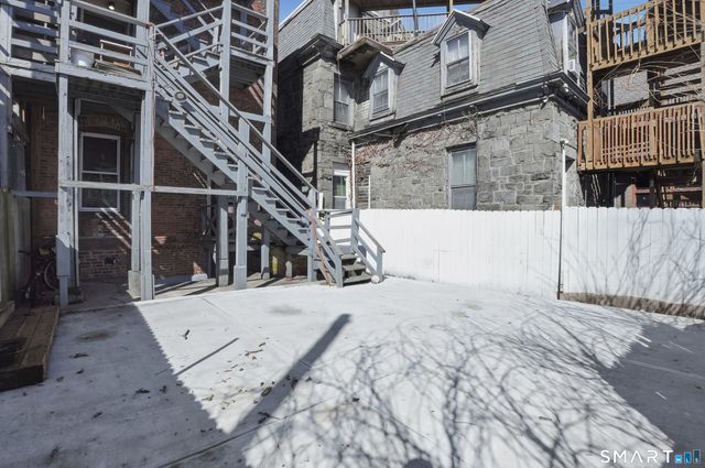 584 Kossuth Street, Bridgeport, CT 06608