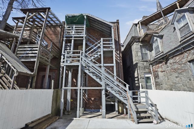 584 Kossuth Street, Bridgeport, CT 06608