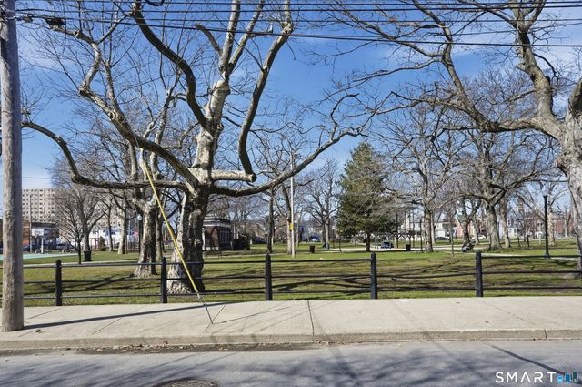 584 Kossuth Street, Bridgeport, CT 06608