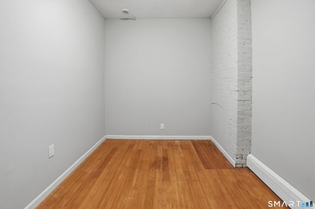 584 Kossuth Street, Bridgeport, CT 06608