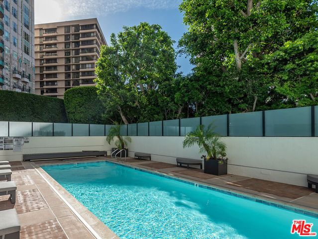 10560 Wilshire Boulevard 603, Los Angeles, CA 90024