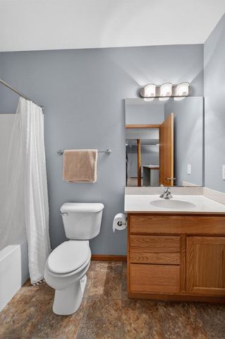 799 Edenberry Lane, Oregon, WI 53575