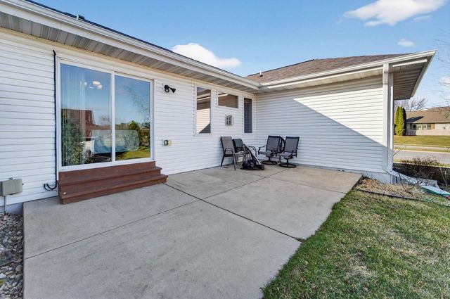 799 Edenberry Lane, Oregon, WI 53575
