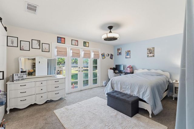 5820 E Alta Avenue, Fresno, CA 93727