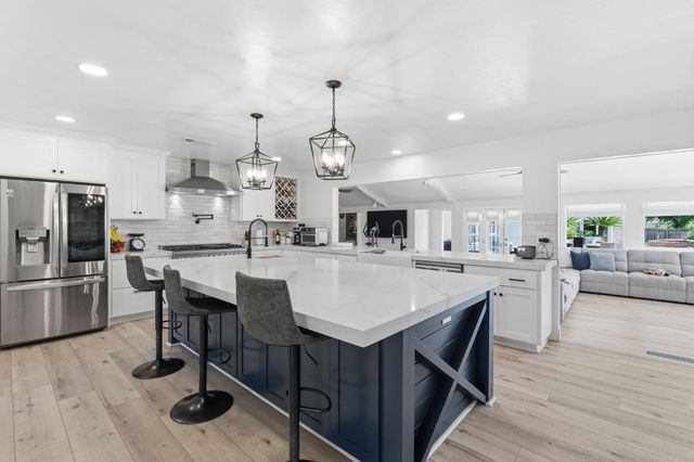 5820 E Alta Avenue, Fresno, CA 93727