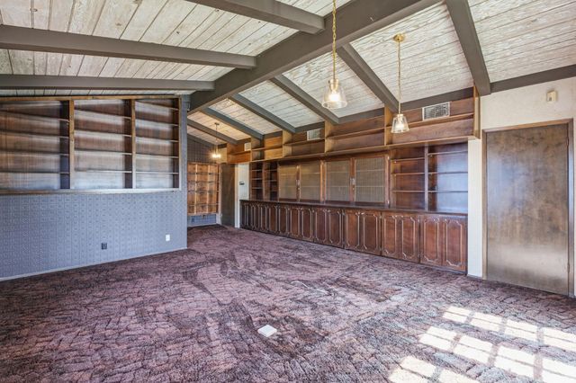 5820 E Alta Avenue, Fresno, CA 93727