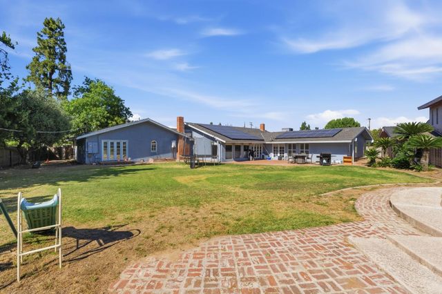 5820 E Alta Avenue, Fresno, CA 93727