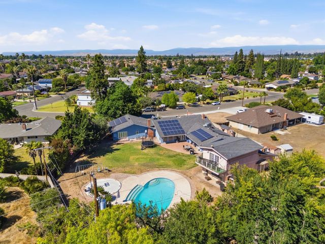 5820 E Alta Avenue, Fresno, CA 93727