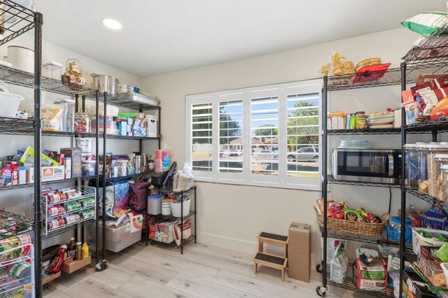 5820 E Alta Avenue, Fresno, CA 93727