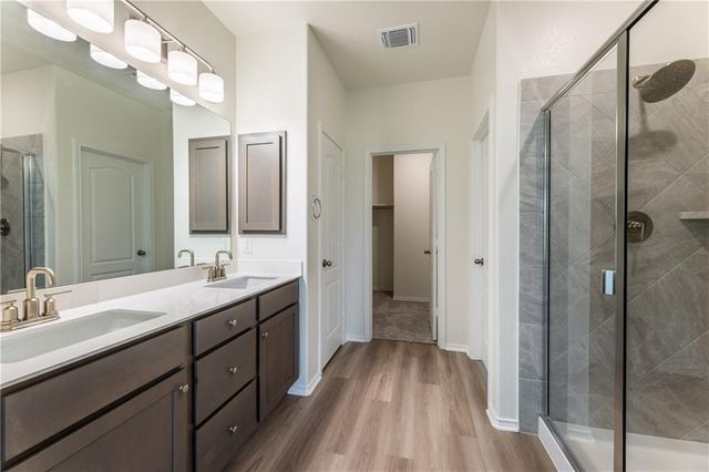 125 Drifter LN, Jarrell, TX 76537