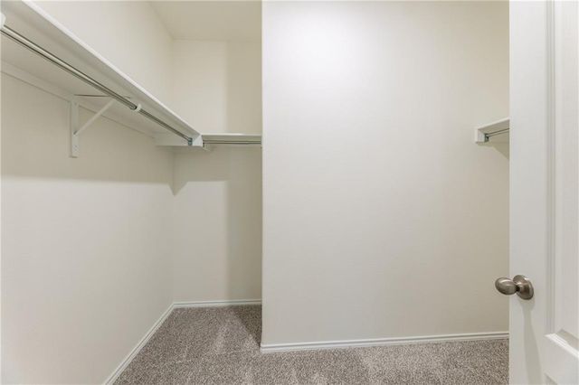 125 Drifter LN, Jarrell, TX 76537