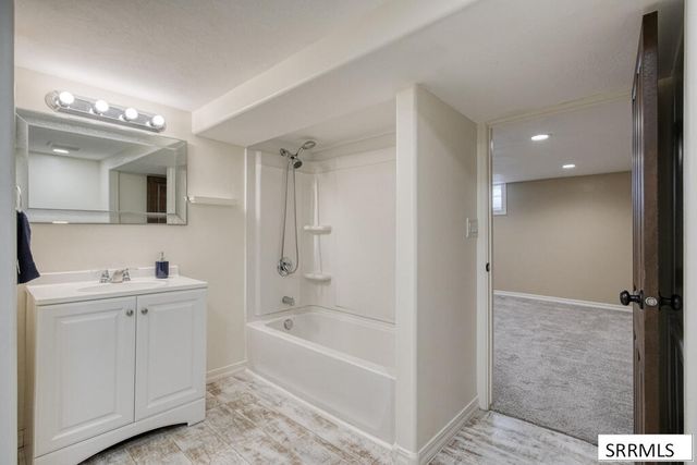 169 W 13th Street, Idaho Falls, ID 83402