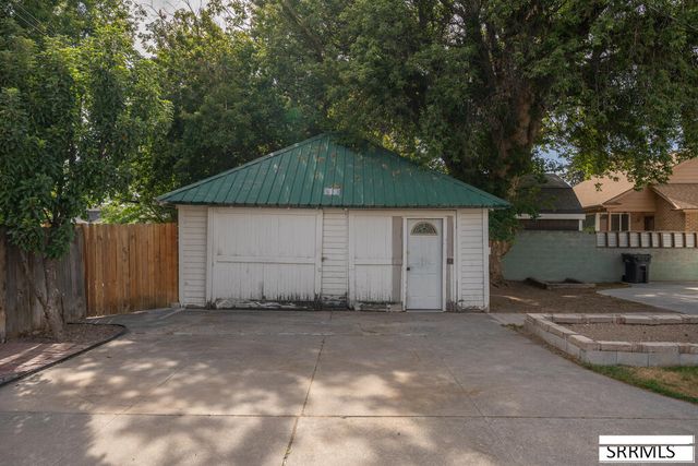 169 W 13th Street, Idaho Falls, ID 83402