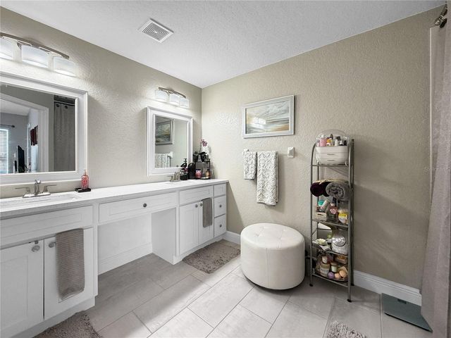 15048 BELLINKOFF LANE, Orlando, FL 32828