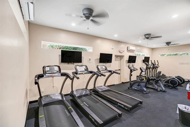 15048 BELLINKOFF LANE, Orlando, FL 32828