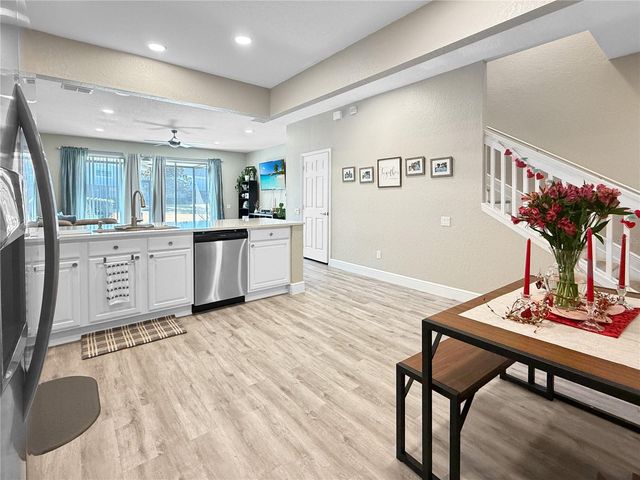 15048 BELLINKOFF LANE, Orlando, FL 32828