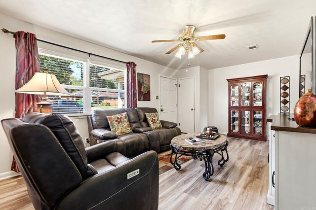 1309 Stone Street, Jacksonville, AR 72076
