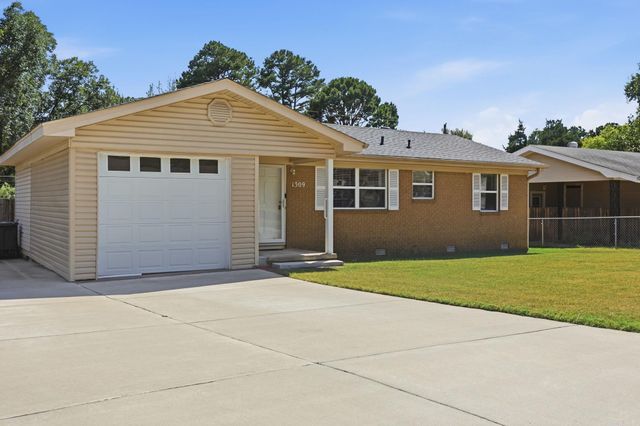 1309 Stone Street, Jacksonville, AR 72076