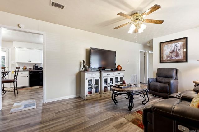1309 Stone Street, Jacksonville, AR 72076