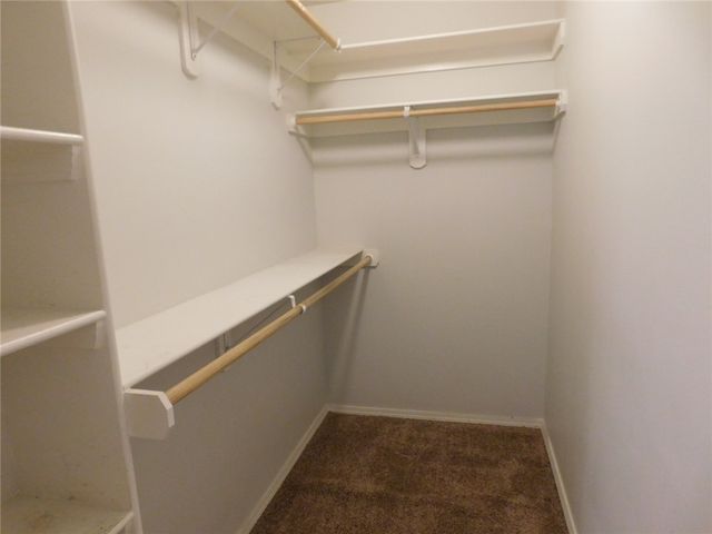 820 SE E Court, Bentonville, AR 72712