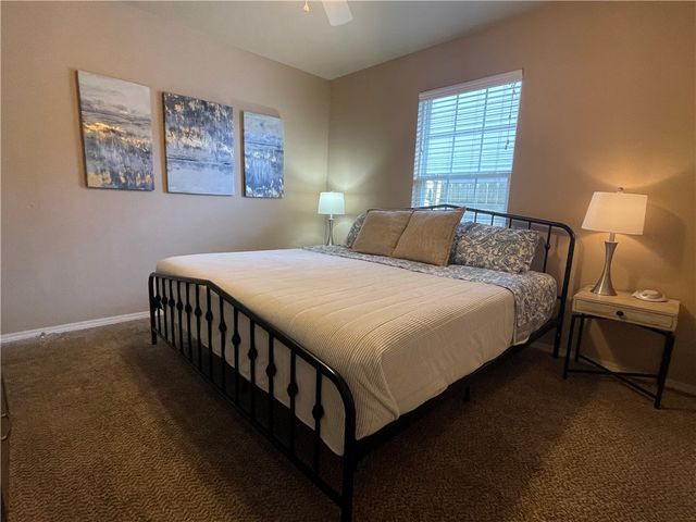 820 SE E Court, Bentonville, AR 72712