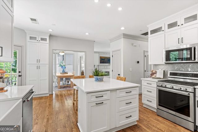 6000 Hampton Bluff Way, Roswell, GA 30075