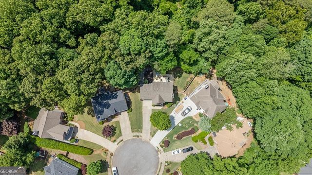 6000 Hampton Bluff Way, Roswell, GA 30075