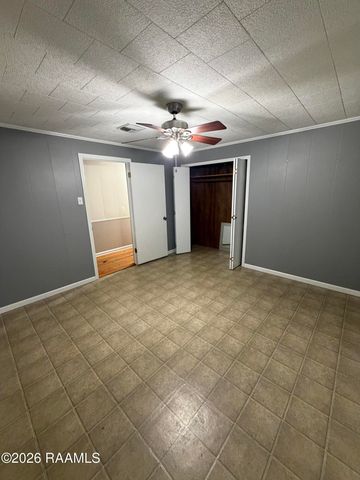 1404 S Avenue G, Crowley, LA 70526