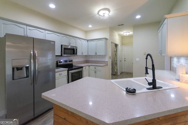 70 Cobblestone Cove, Sharpsburg, GA 30277