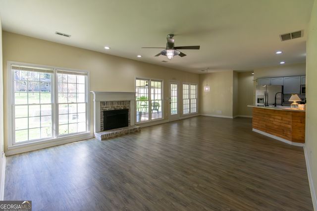 70 Cobblestone Cove, Sharpsburg, GA 30277