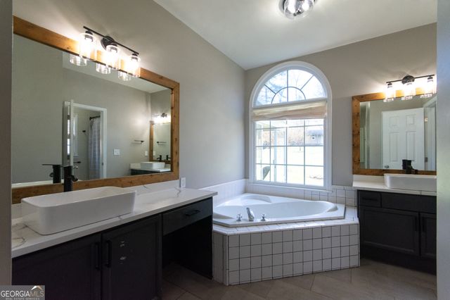 70 Cobblestone Cove, Sharpsburg, GA 30277