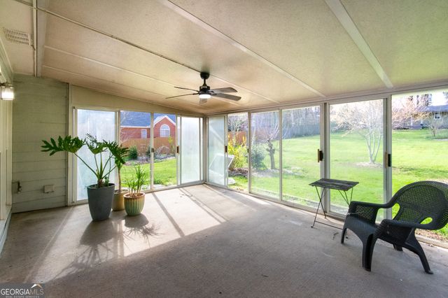 70 Cobblestone Cove, Sharpsburg, GA 30277