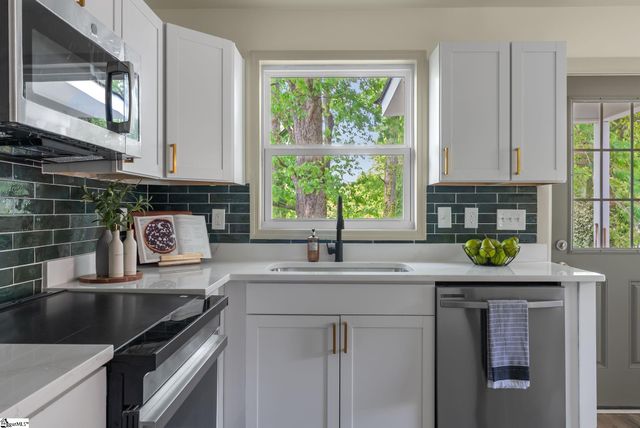 114 Birchwood Drive, Greenville, SC 29605