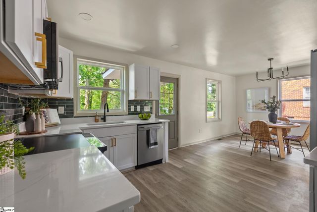 114 Birchwood Drive, Greenville, SC 29605