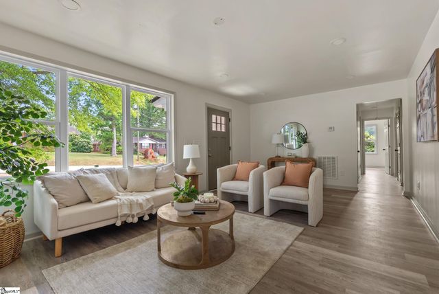 114 Birchwood Drive, Greenville, SC 29605