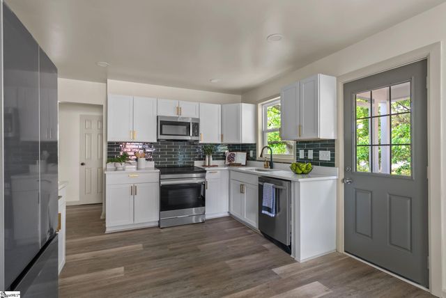 114 Birchwood Drive, Greenville, SC 29605