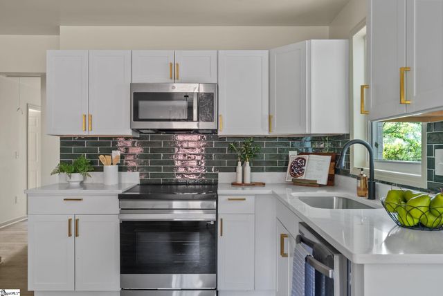 114 Birchwood Drive, Greenville, SC 29605
