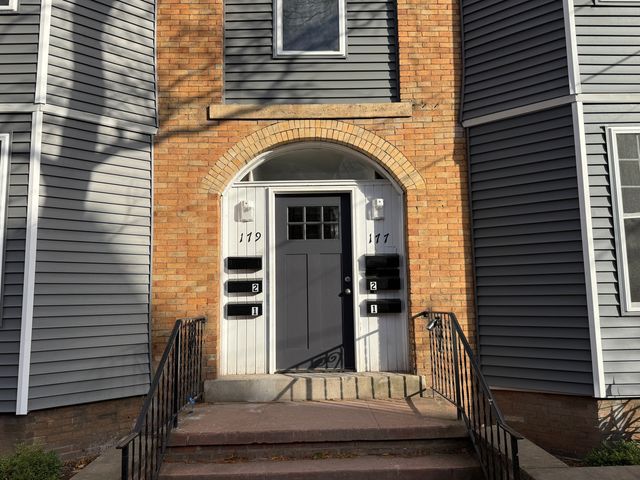 177 Chestnut Street 1R, New Haven, CT 06511