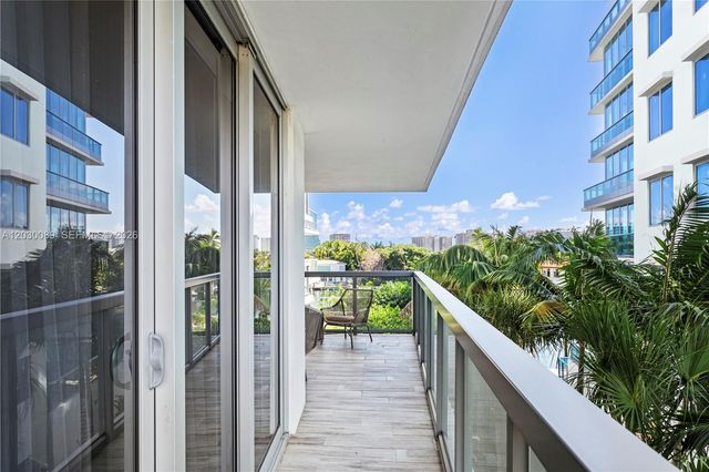 9261 E Bay Harbor Dr 407, Bay Harbor Islands, FL 33154