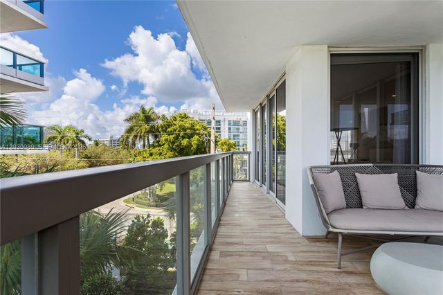9261 E Bay Harbor Dr 407, Bay Harbor Islands, FL 33154