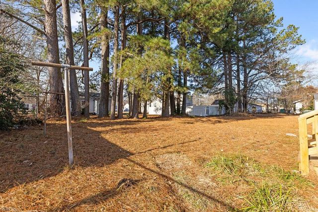 709 Chestnut ST, Franklin, VA 23851