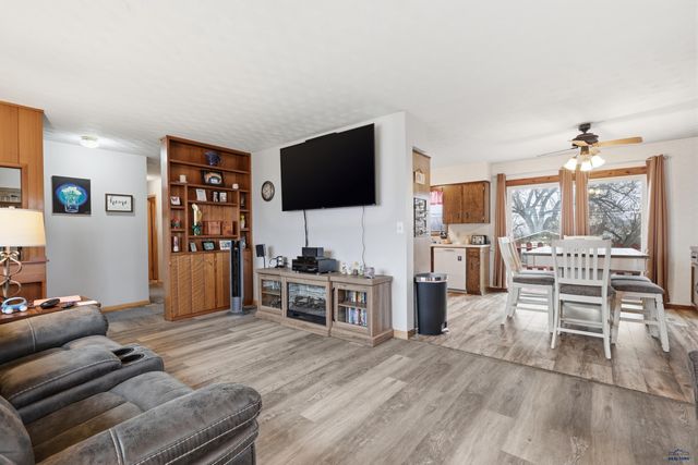 222 ST ANNE, Rapid City, SD 57701