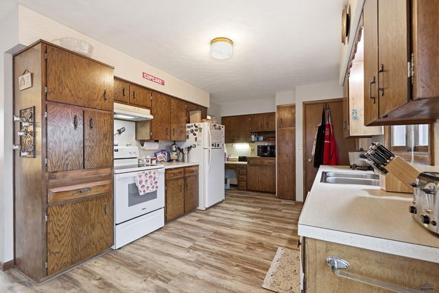 222 ST ANNE, Rapid City, SD 57701